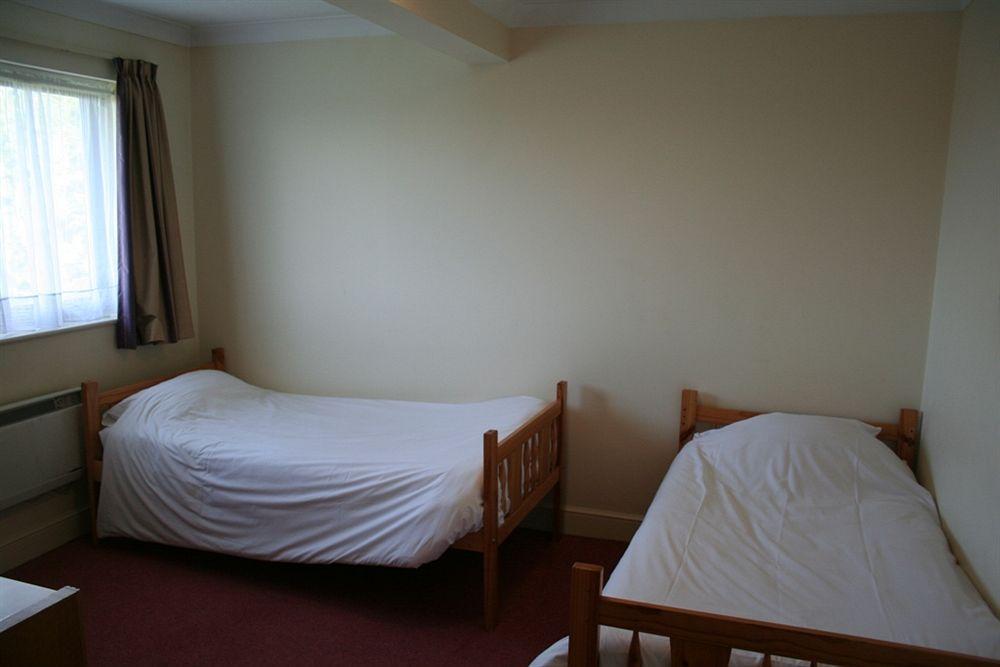 Days Inn Stafford Kültér fotó